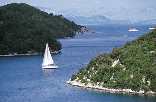 Sailing the Adriatic Coast of Croatia with Sunsail © Sunsail www.sunsail.com.au